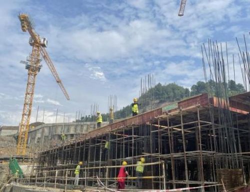 贵州建工集团三公司各项目国庆期间掀起施工大干热潮